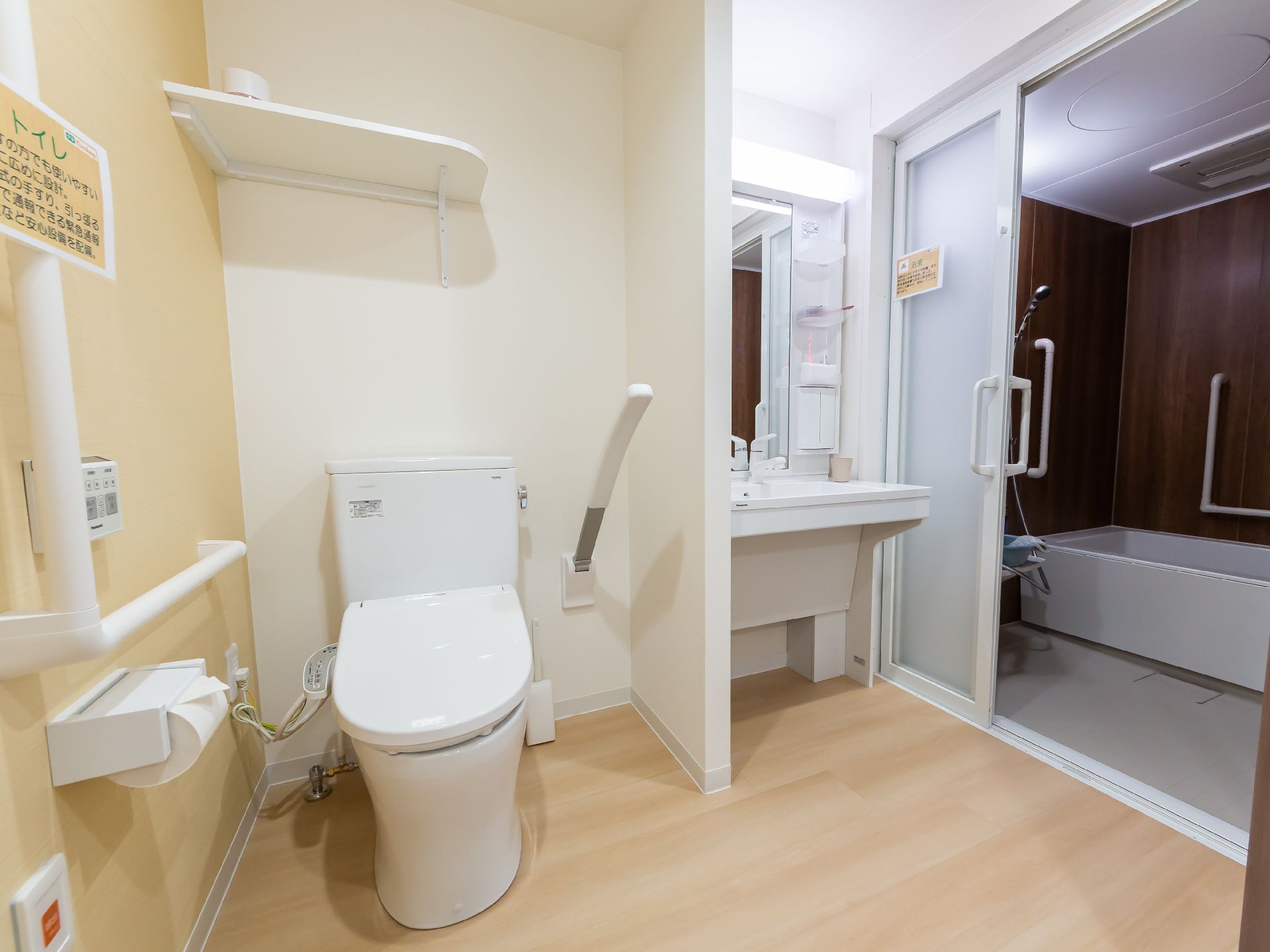 館内にあり、入居者が自由に使うことのできるキッチン