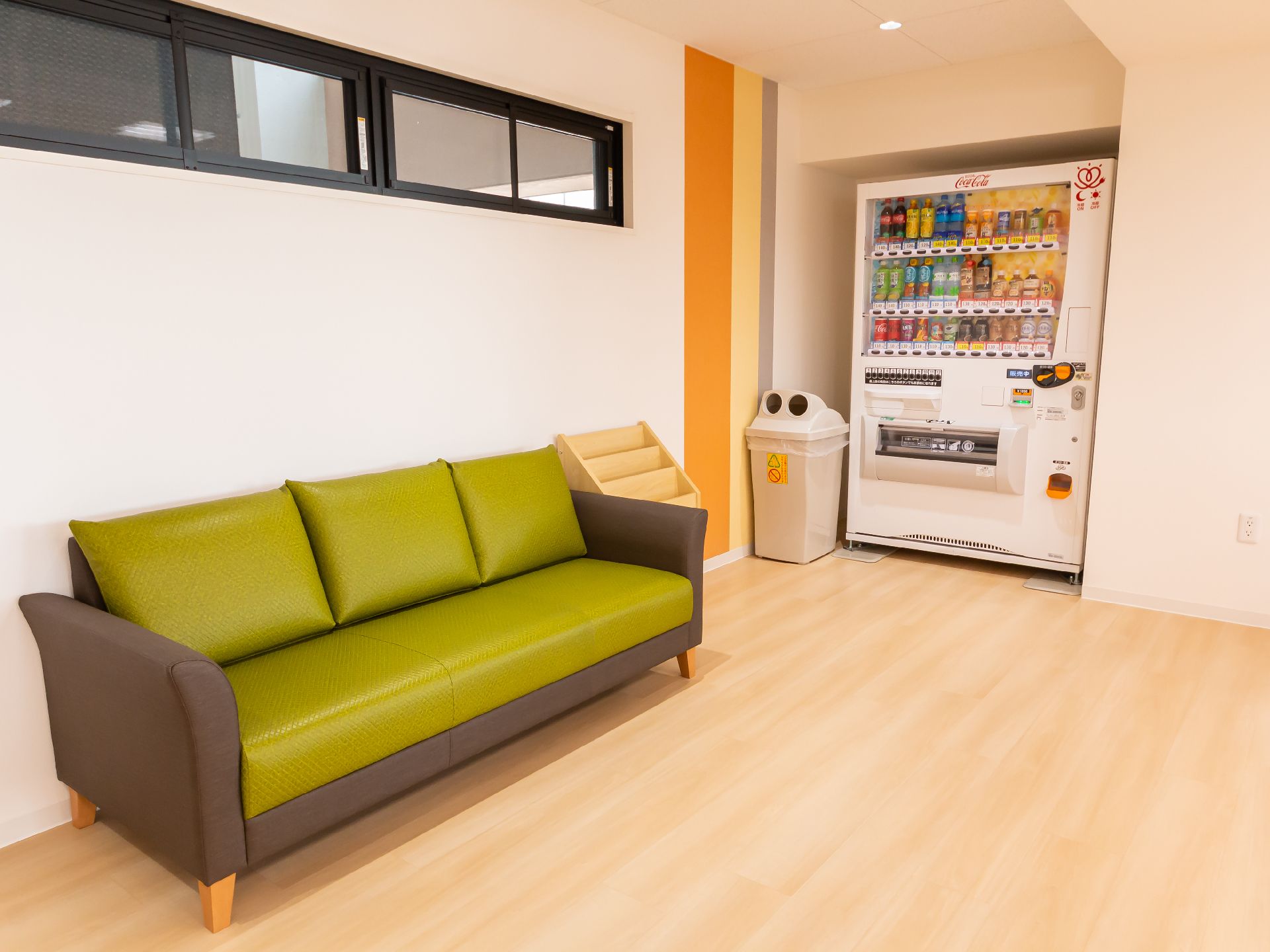 面積が広く、介護ベッドや家具類を置いても狭さを感じない居室