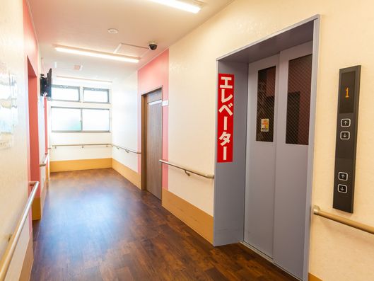 エレベーター