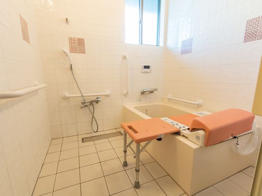 リフト付き浴室