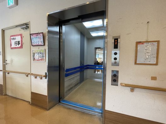エレベーター