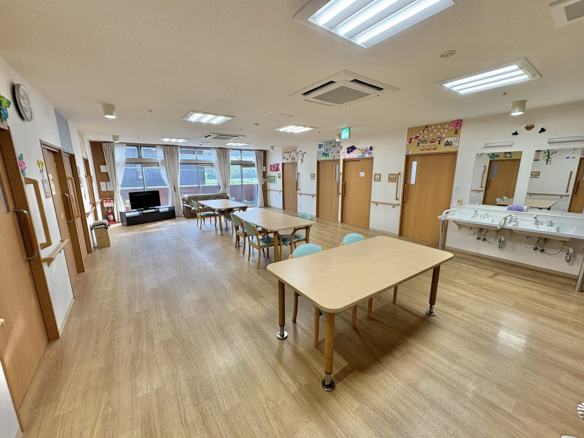 明るい共有スペース