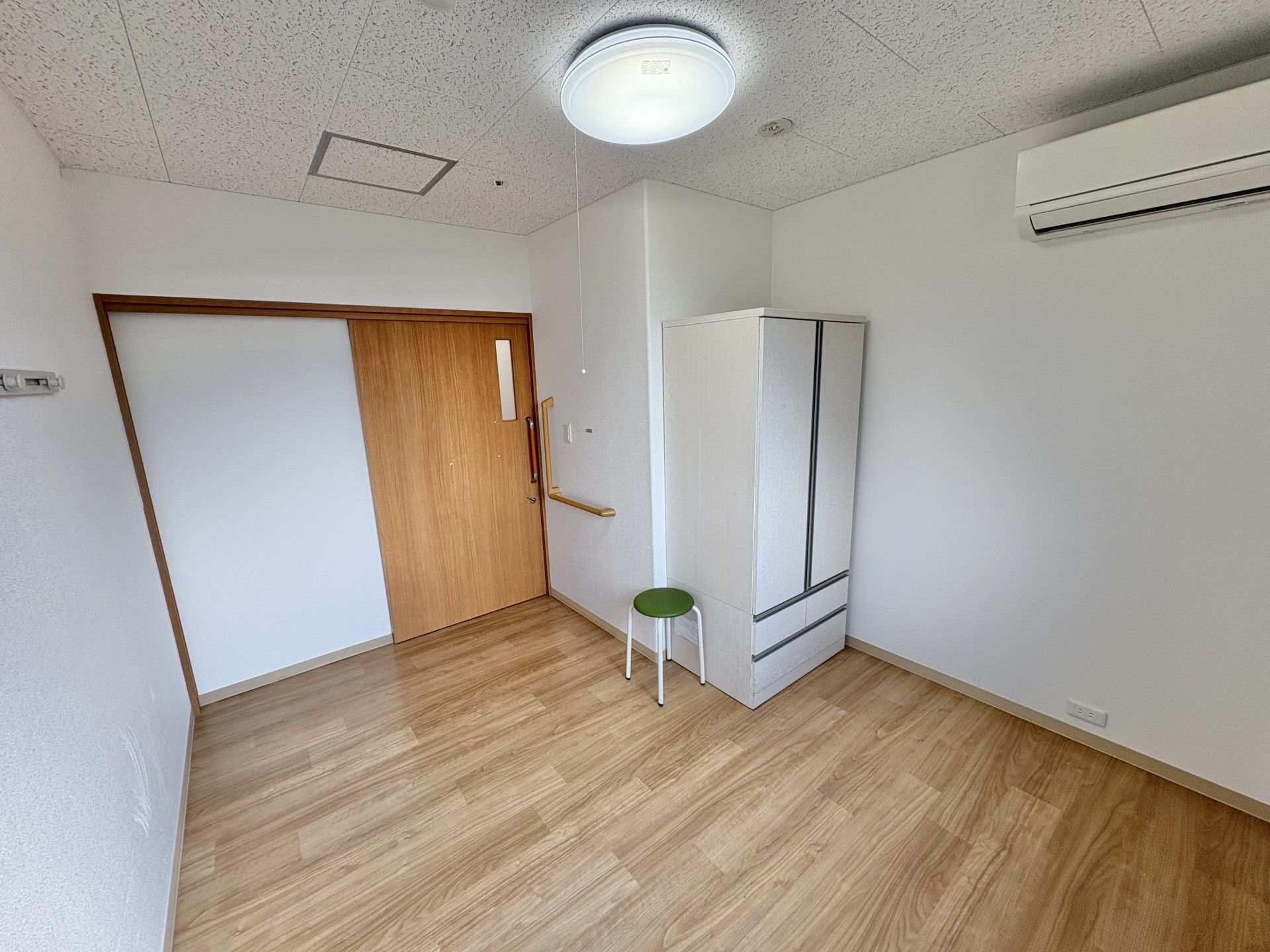 落ち着いた個室の一角