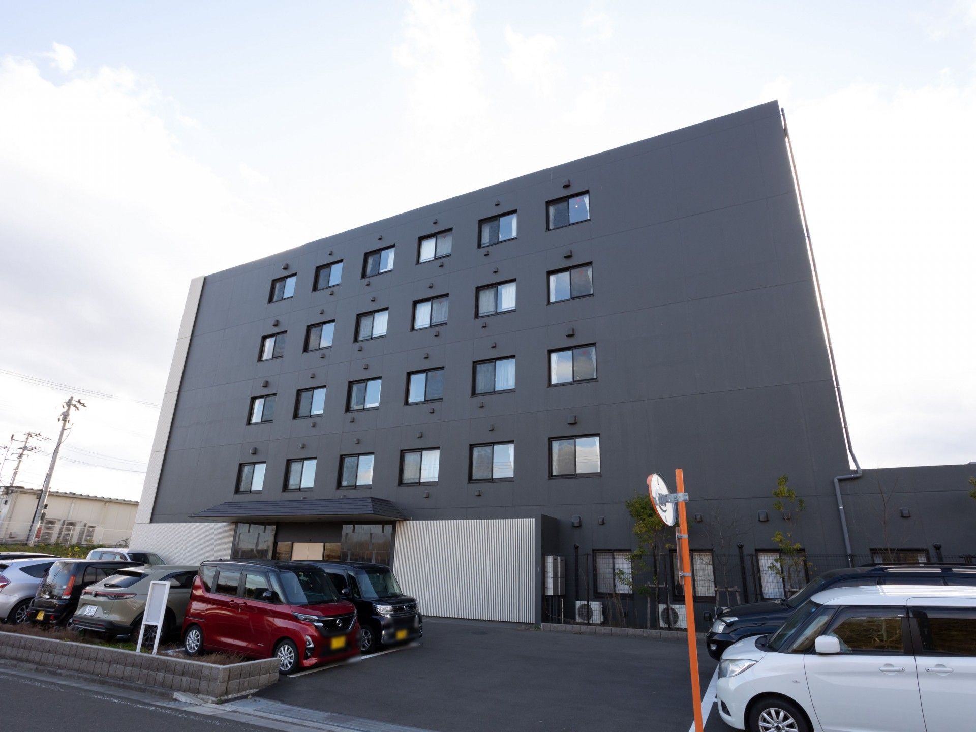 サービス付き高齢者向け住宅のエントランス