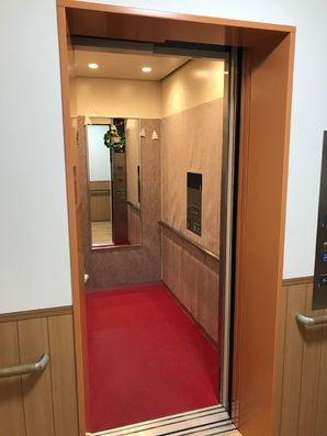 エレベーター