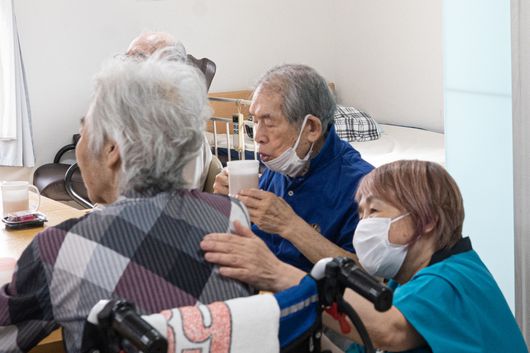 スタッフと入居者様