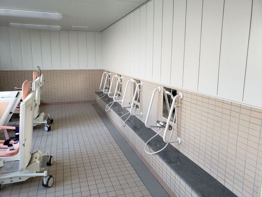 機械浴