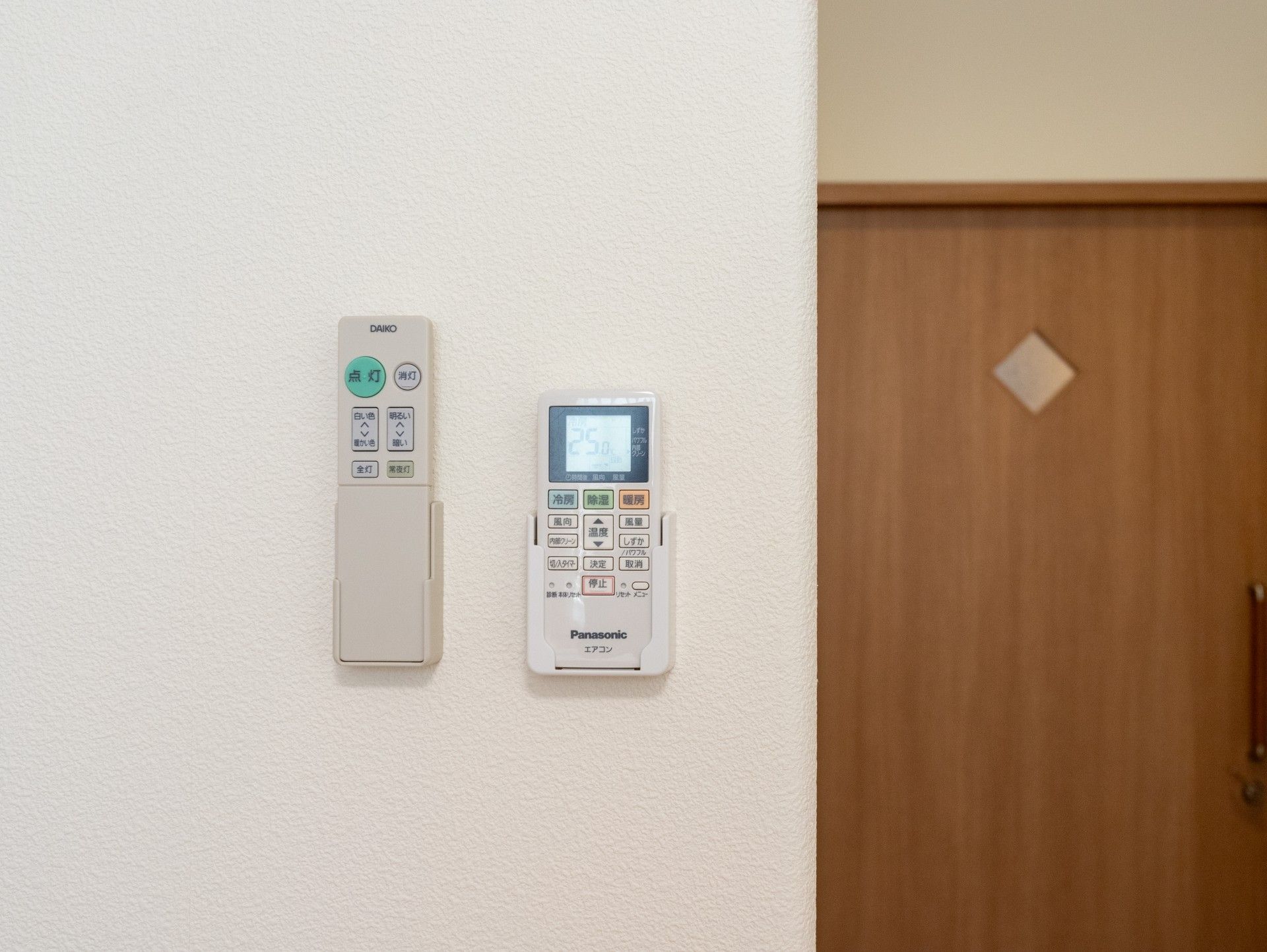 快適温度管理の壁面設備