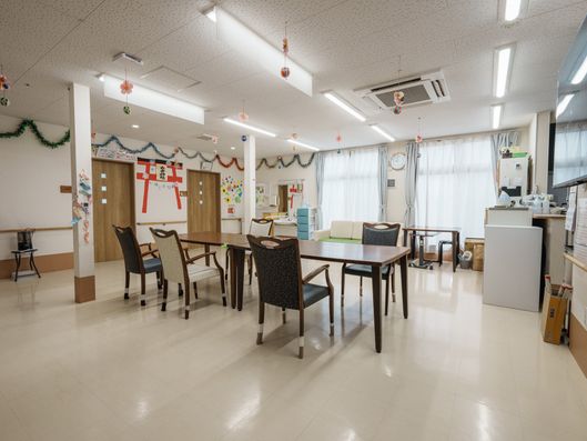 ラウンジ