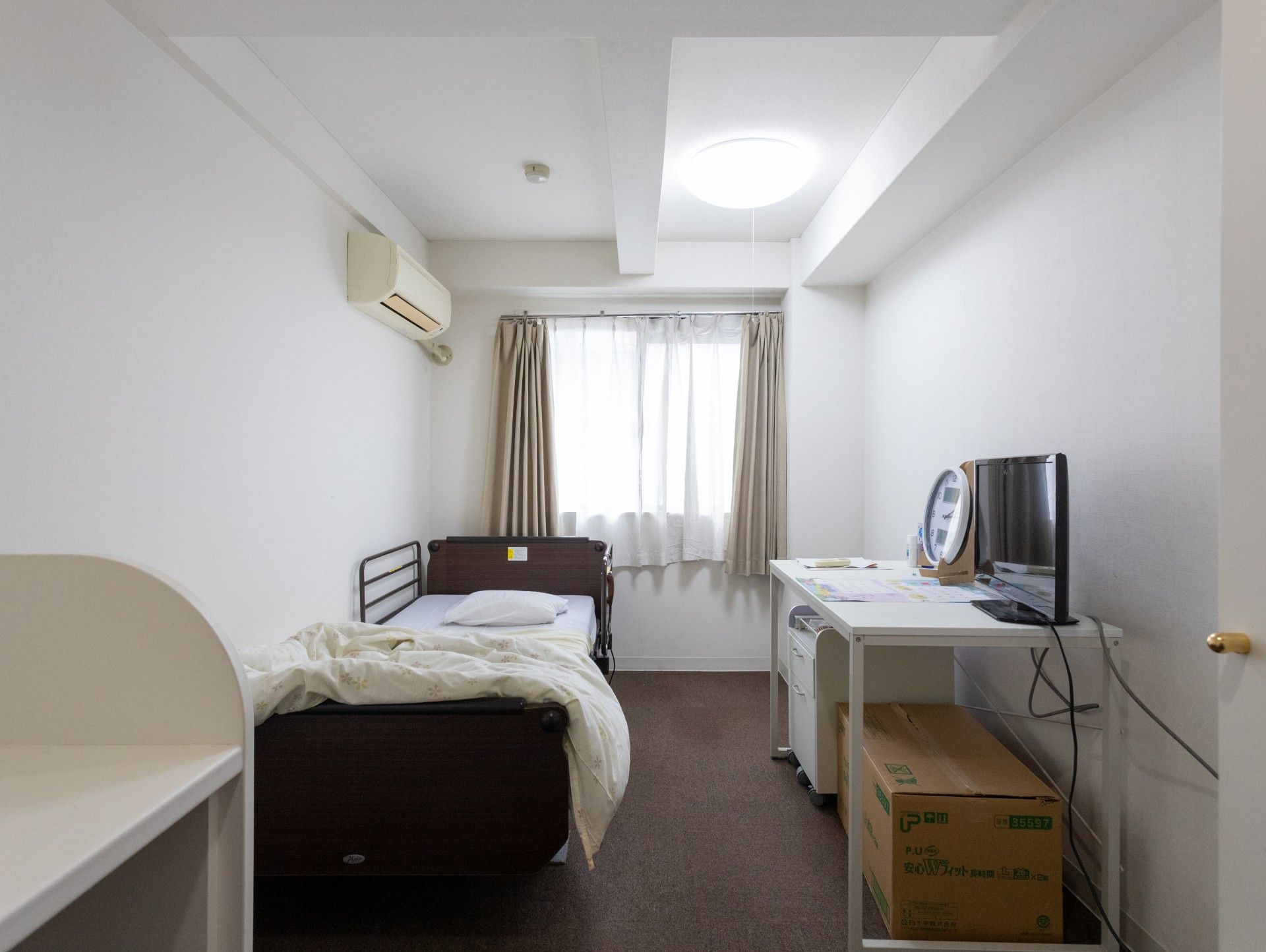 シンプルな個室