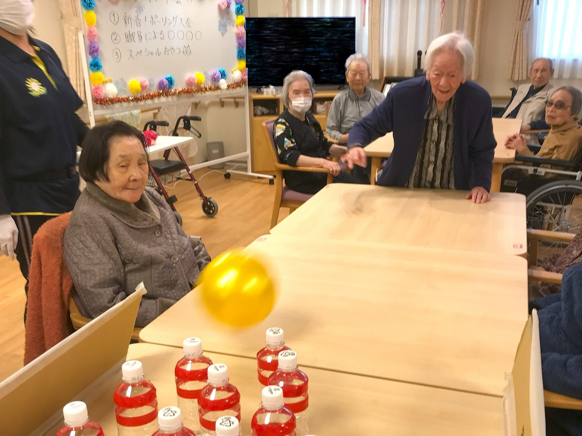 楽しいボーリング大会の様子