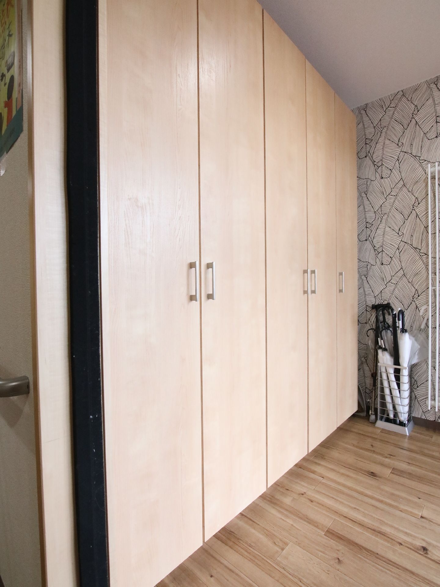 衣類や雑貨などを収納するのに必要なクローゼットが置いてある居室