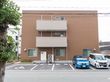 近隣が整備されている介護施設の外観