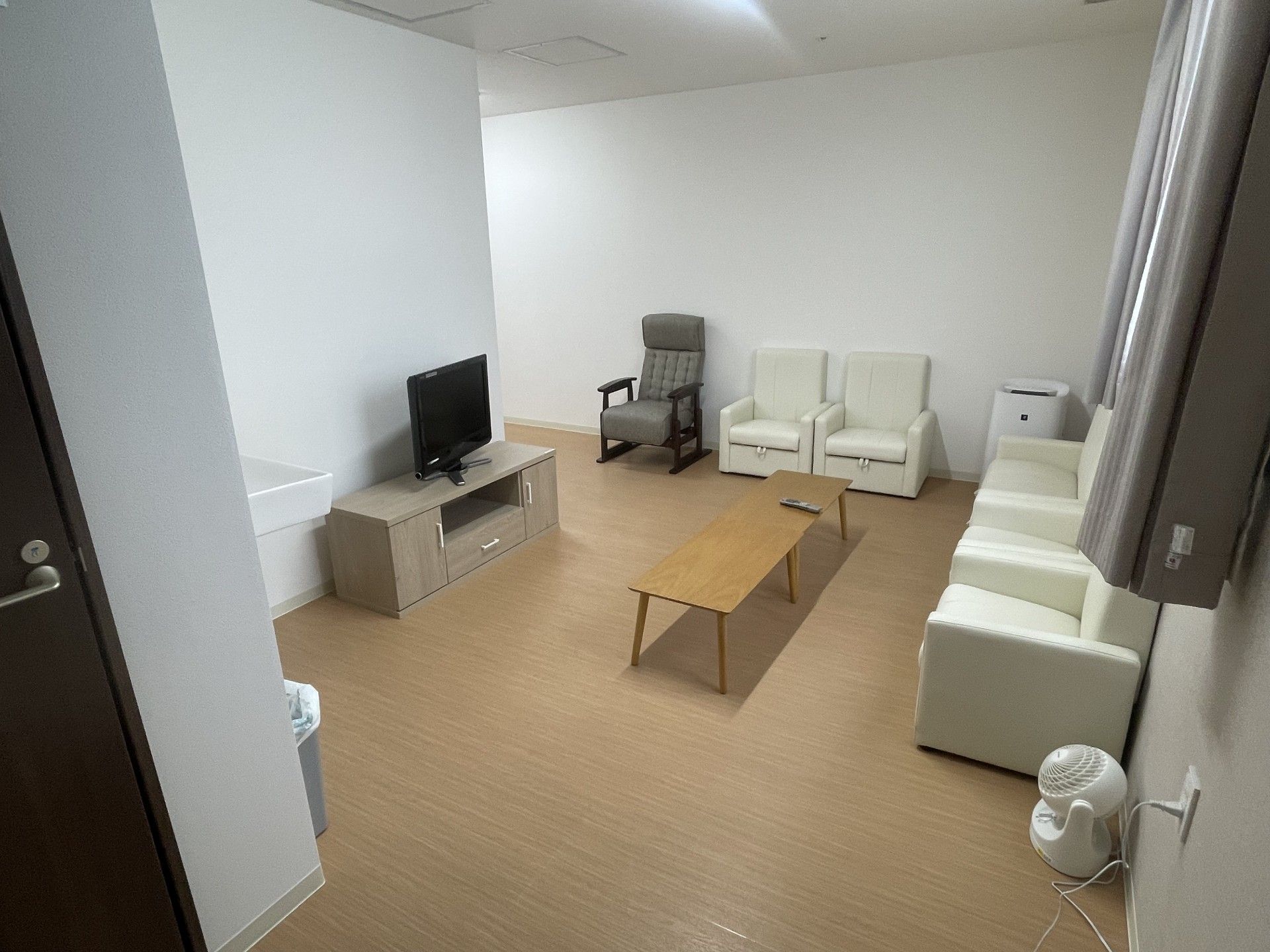 落ち着いた雰囲気の部屋