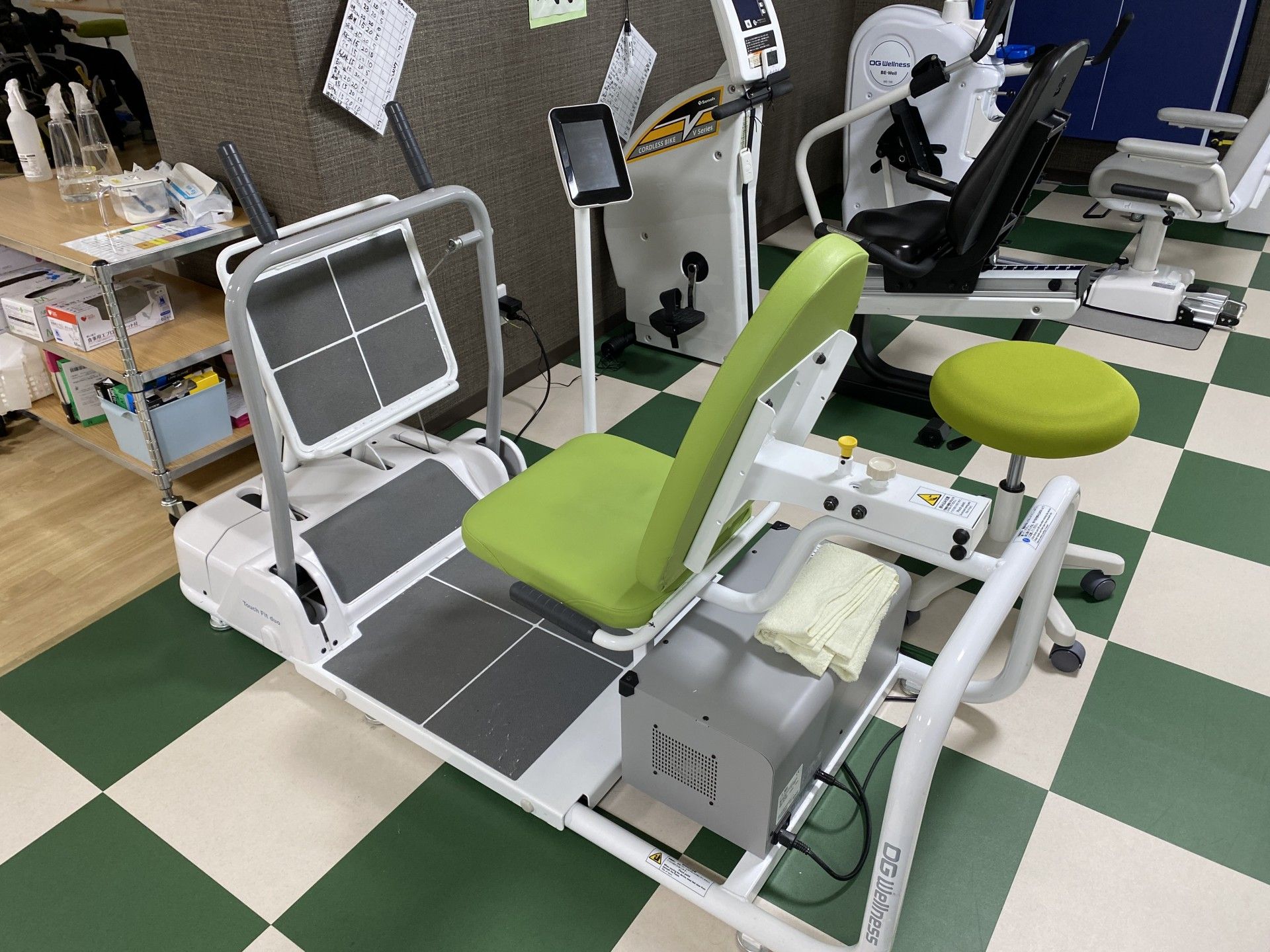 リハビリ用トレーニング機器