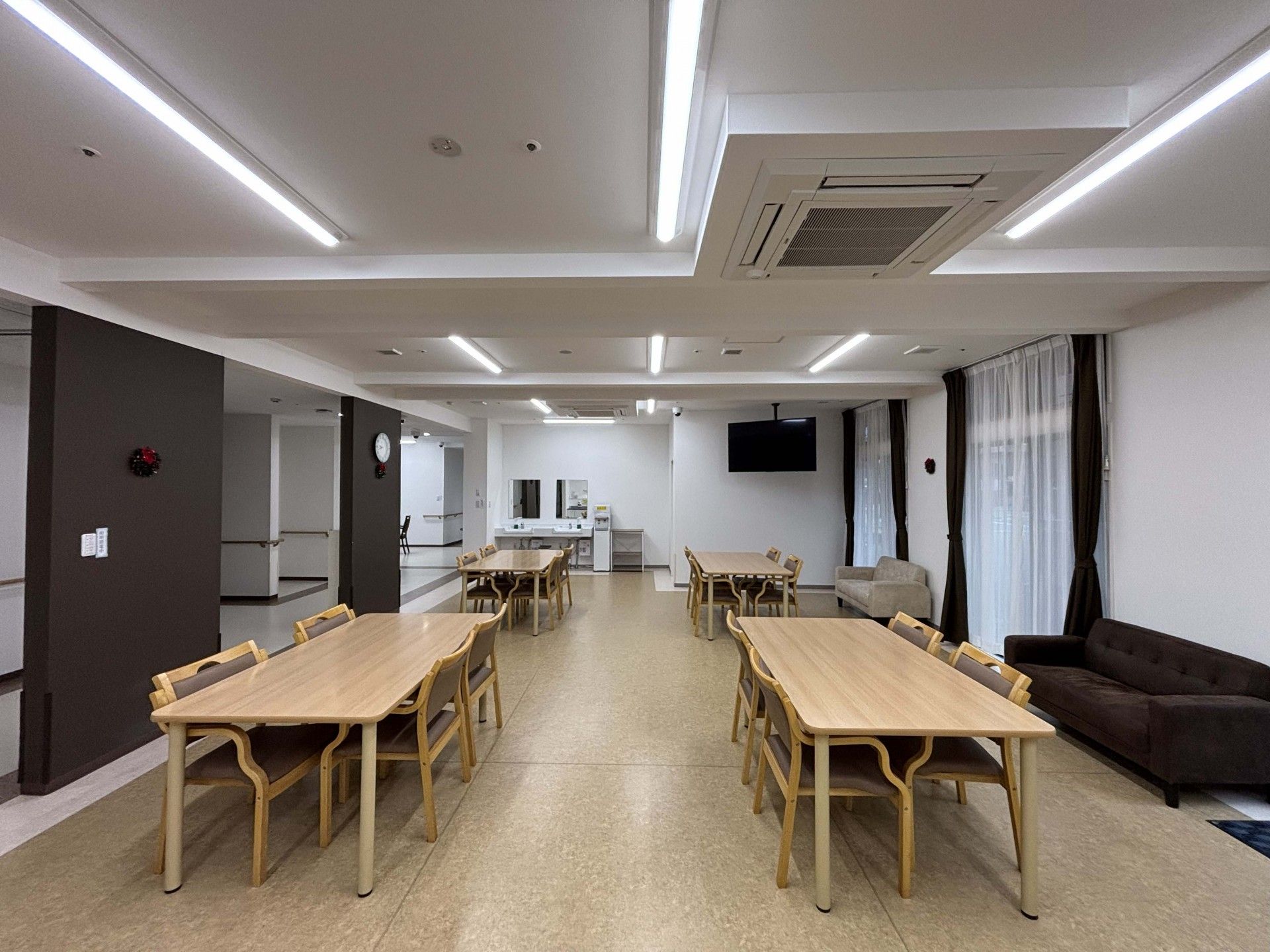 広々とした共有スペース