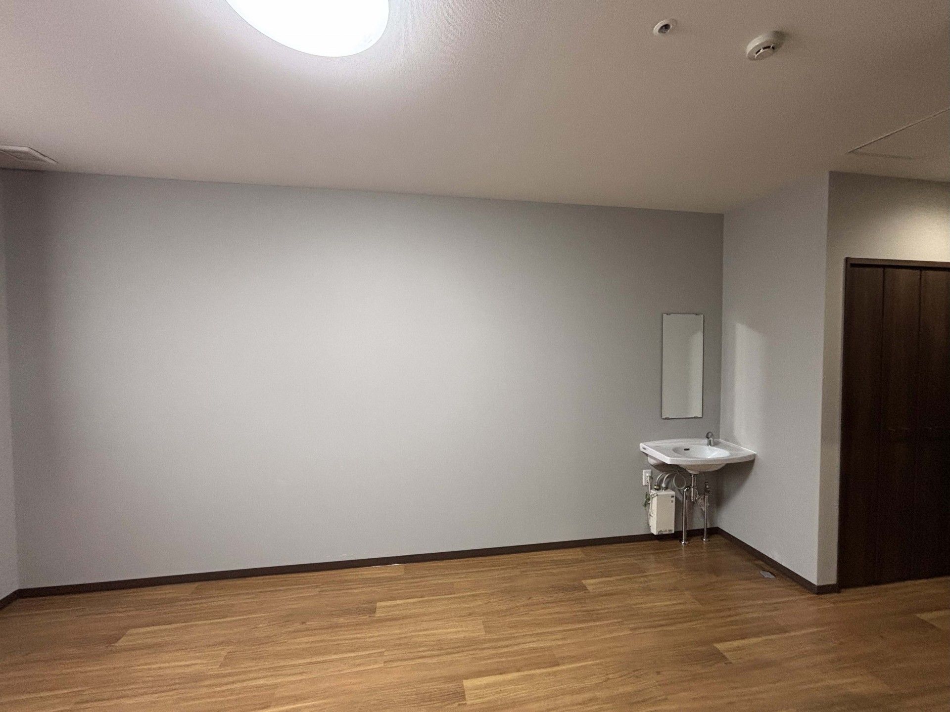 洗面台のある部屋