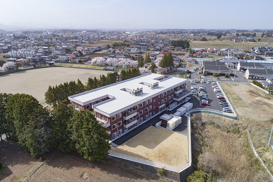 広々とした施設全景