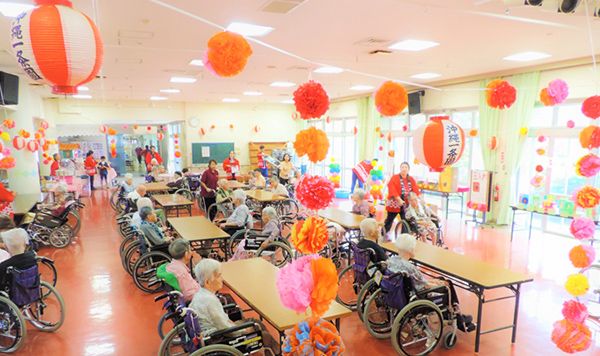 賑やかなイベント会場