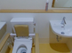 介護施設の清潔なトイレ空間