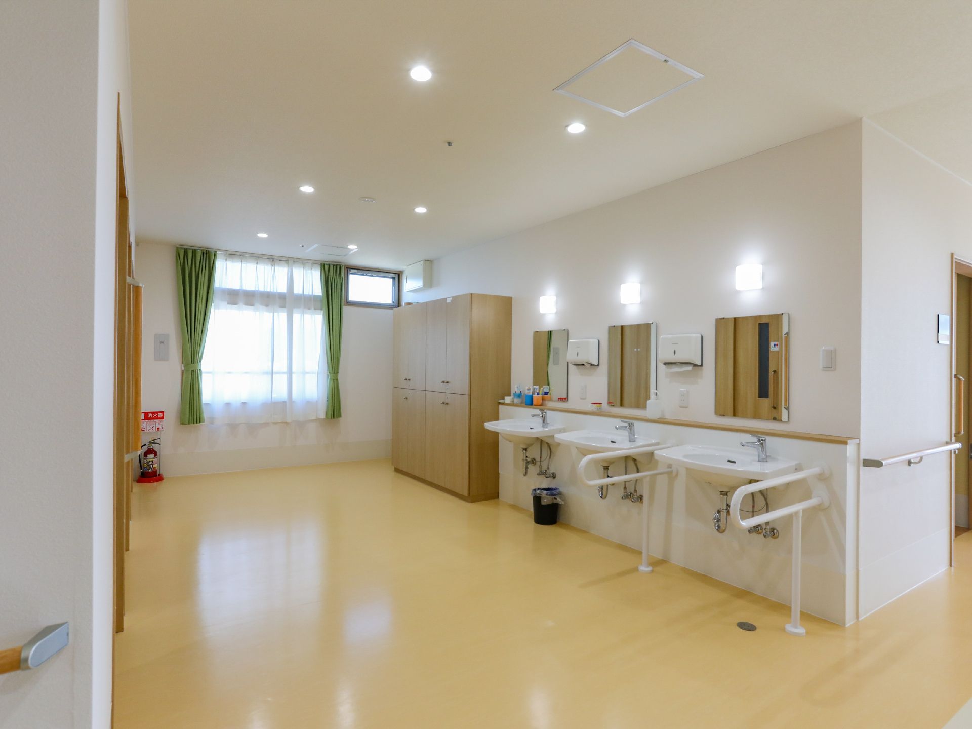 介護施設内に設置されている入居者が利用できる洗面台