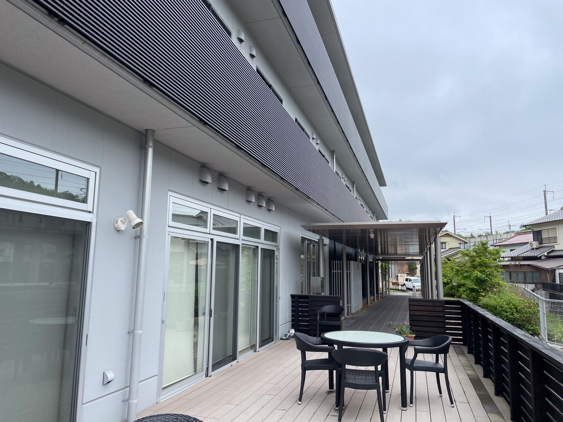 屋外テラスの憩いの場