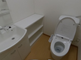 バリアフリー設計のトイレの内観