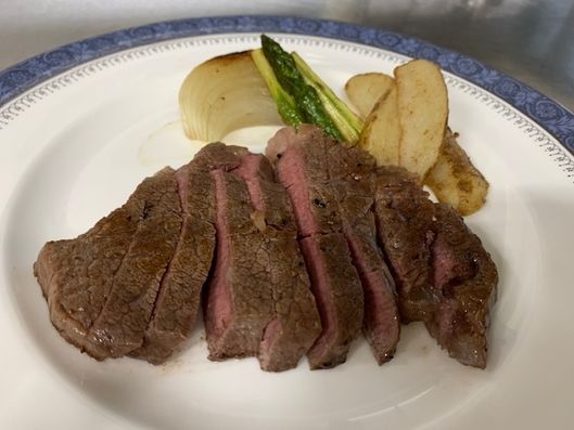 特別食「和牛上ステーキ」