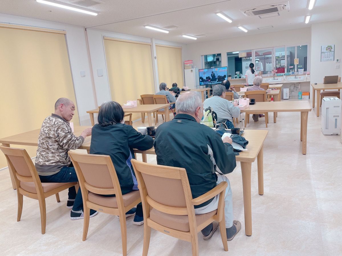 お食事風景