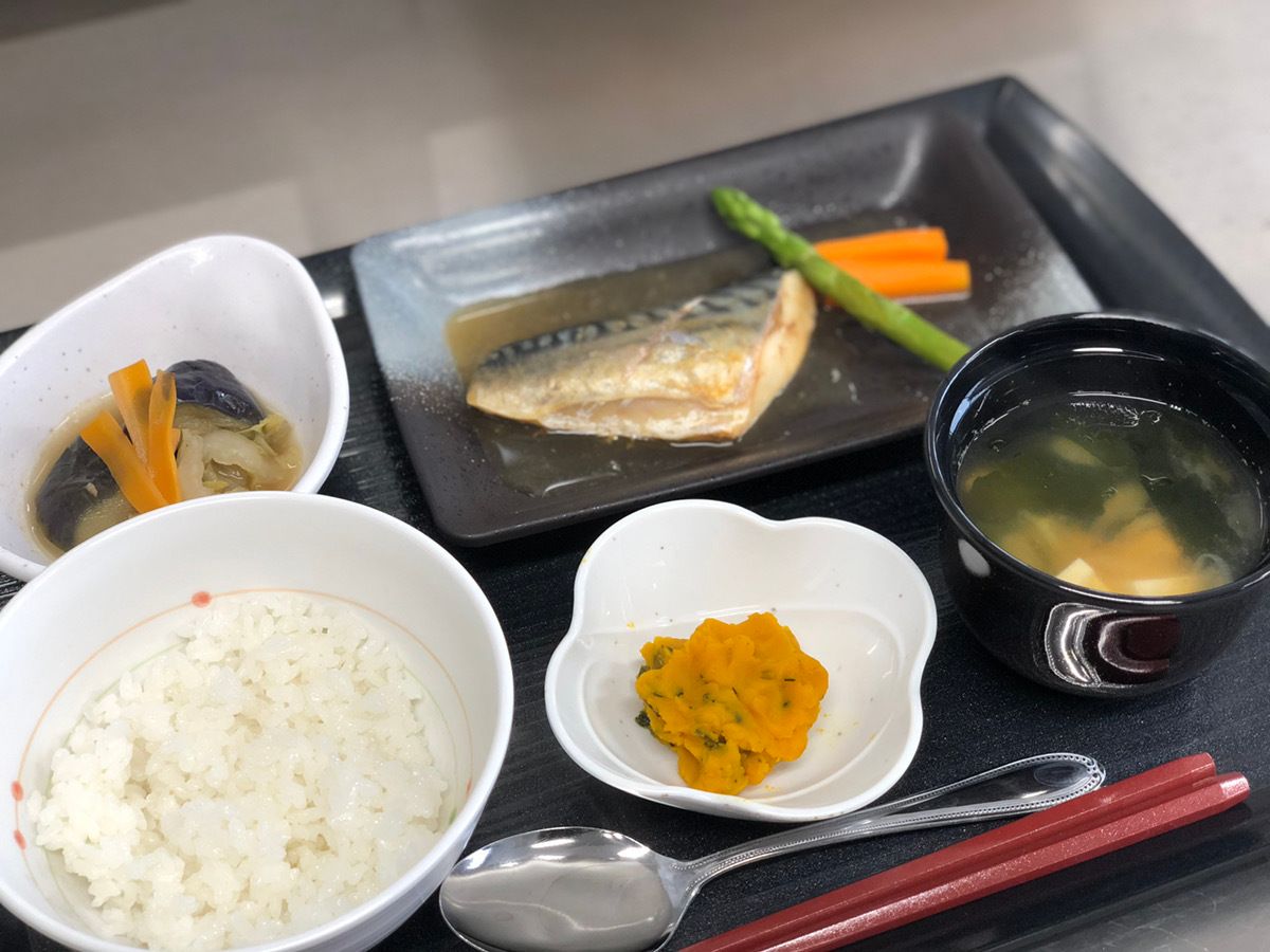 お魚がメインの栄養たっぷりのお食事