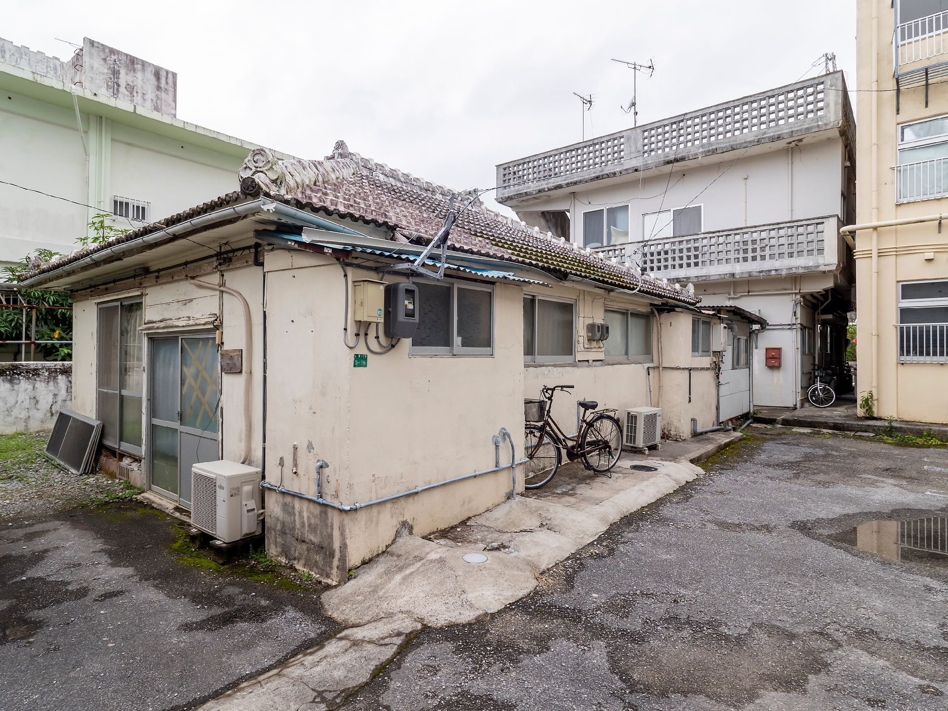 介護施設の近くにある駐車場