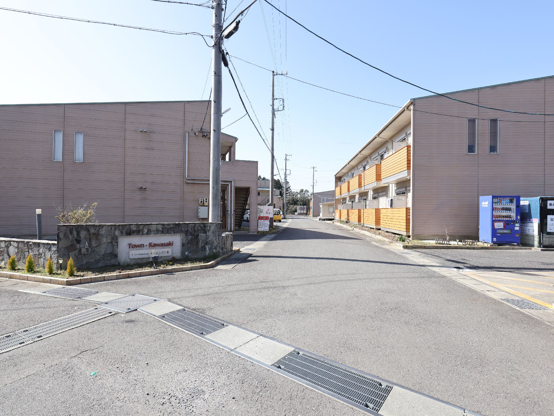 2階建てのサービス付き高齢者向け住宅の外観