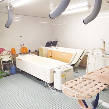 清潔な浴室設備