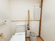 バリアフリーのトイレ設備が整った部屋