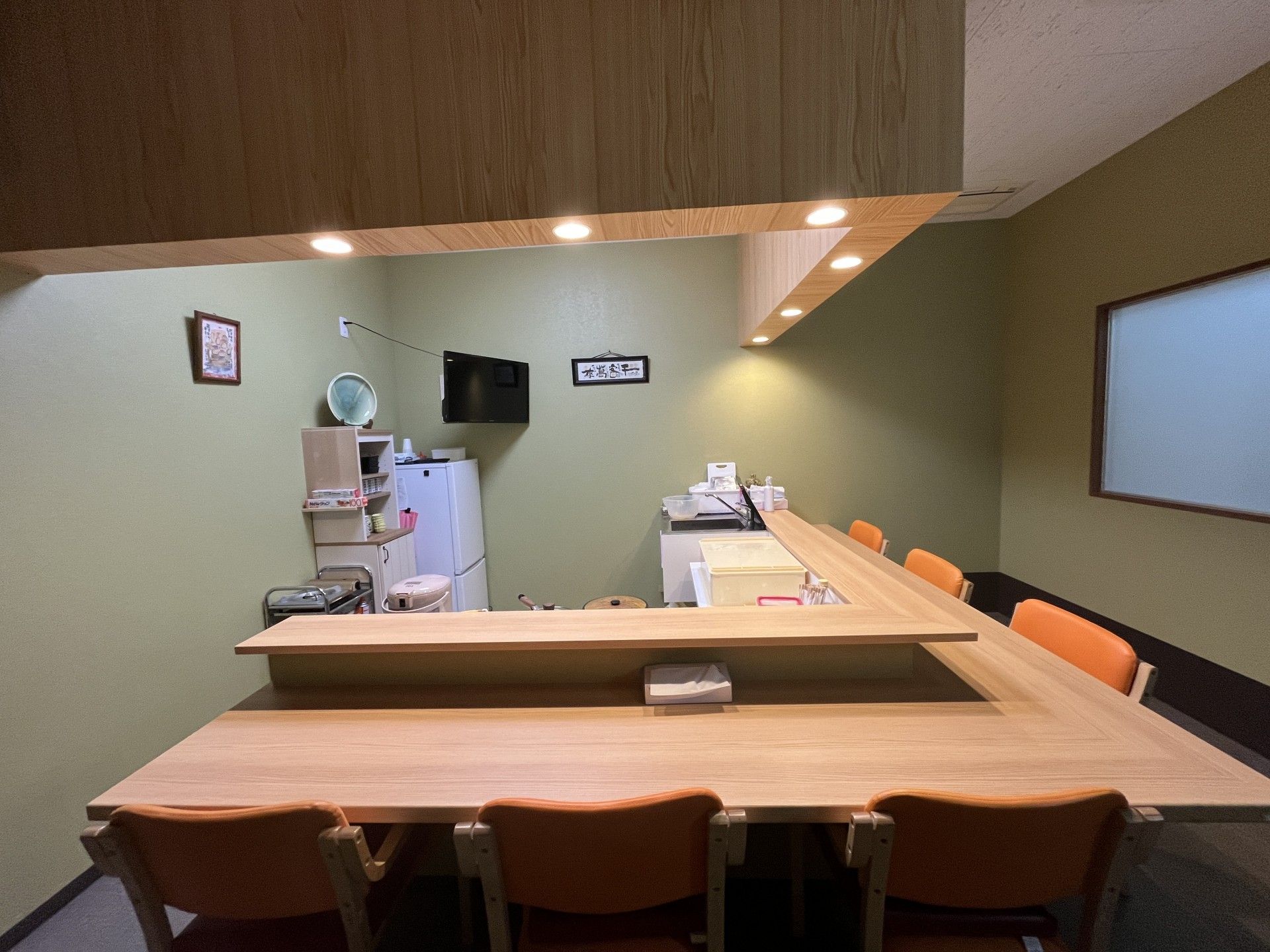 ゆったりとした食事スペース