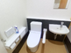介護施設のトイレの内部装飾