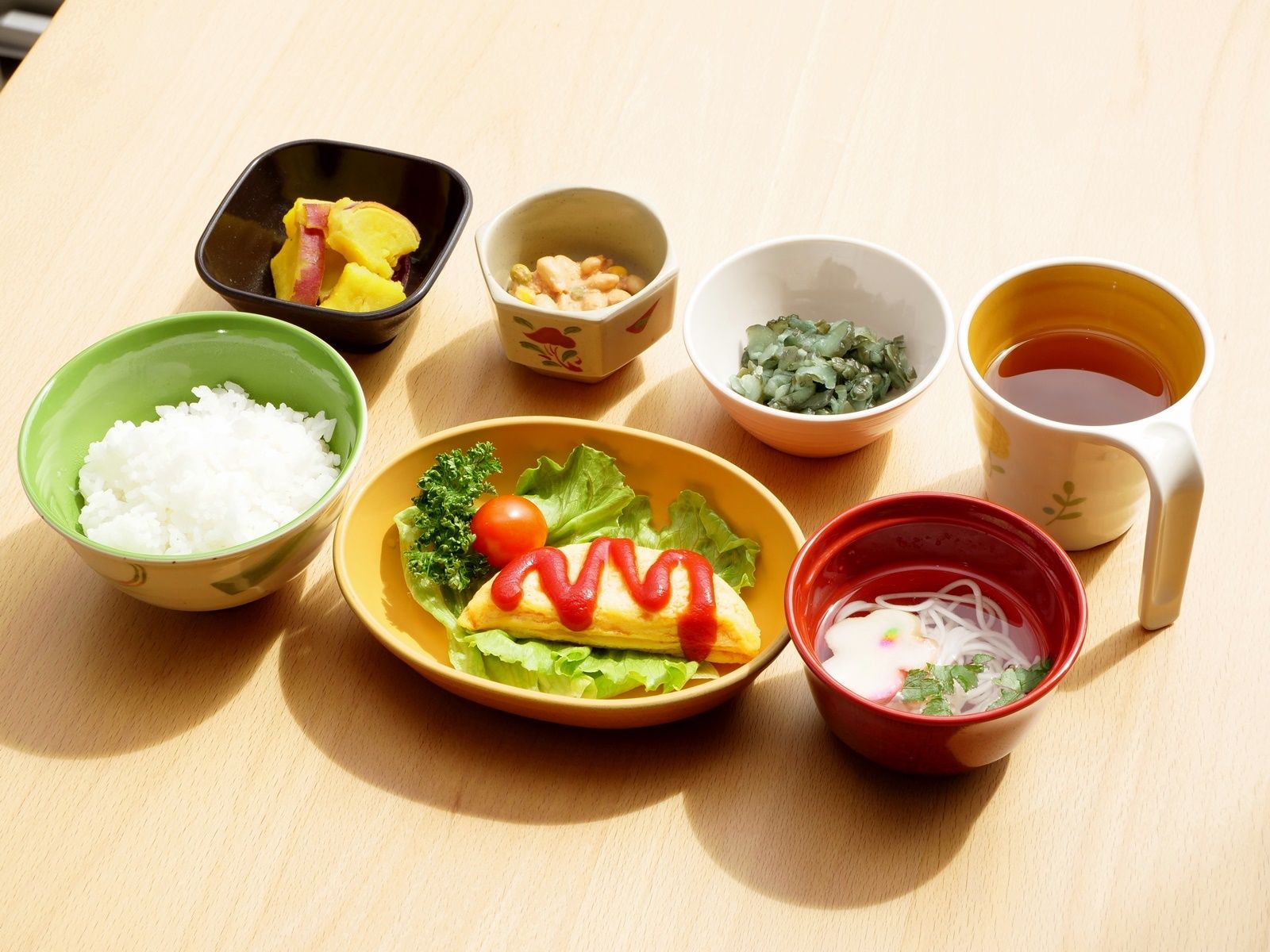 和風の食事セット