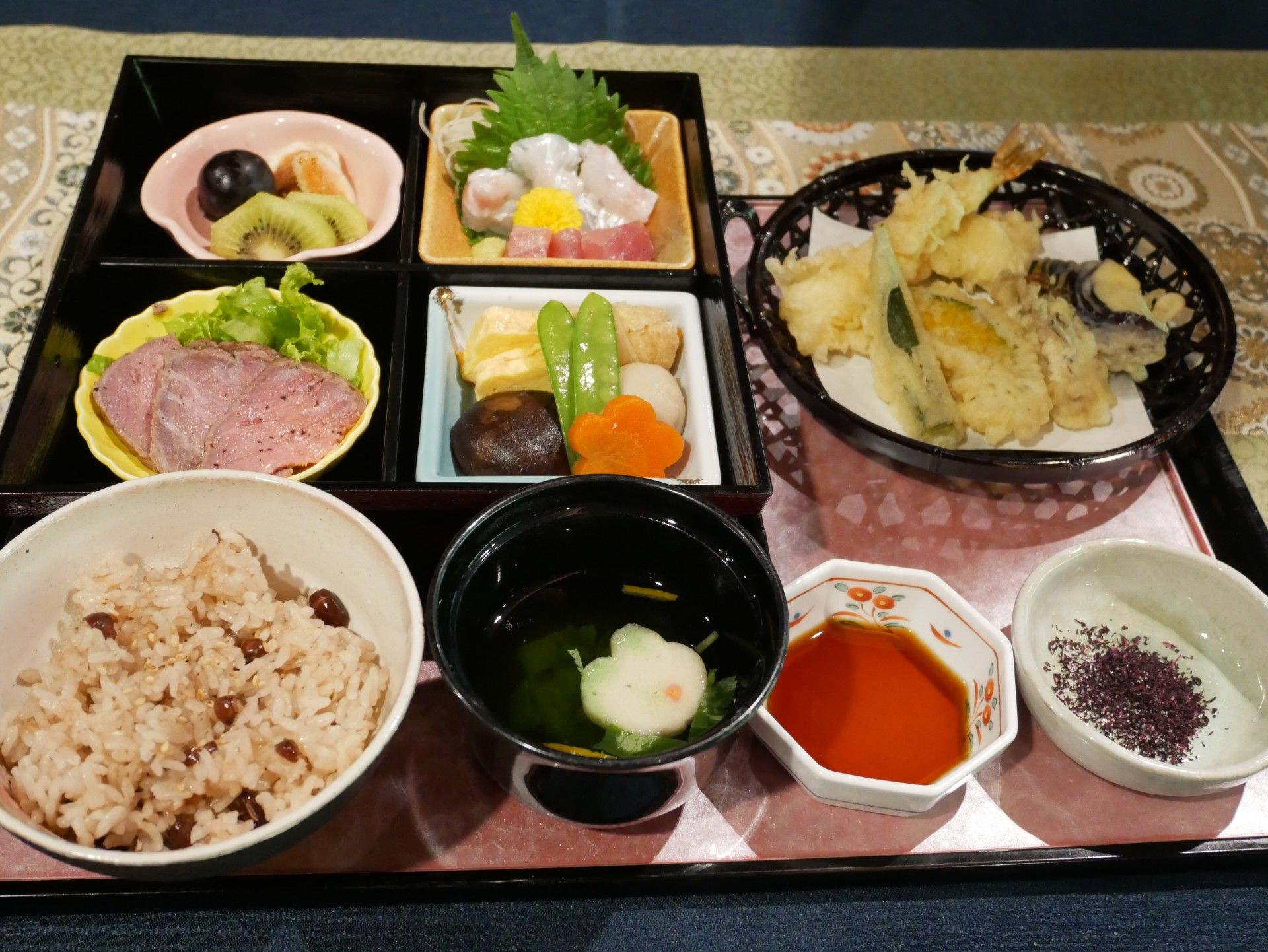 彩り豊かな食事