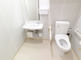 清潔な介護施設のトイレ空間