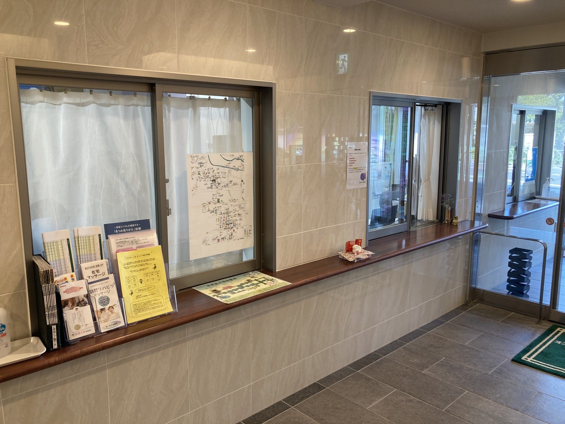 受付カウンター