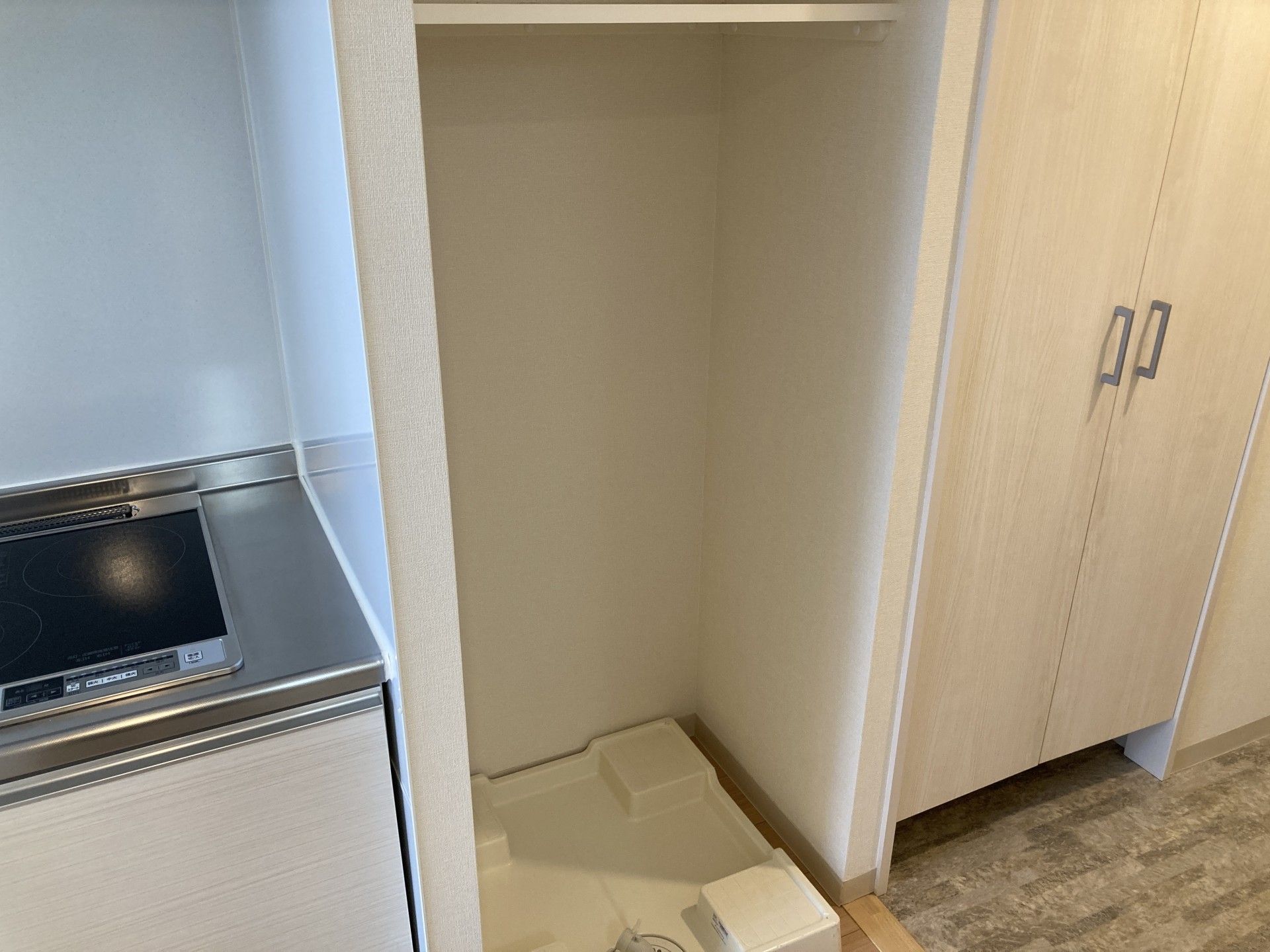 キッチンと収納スペース