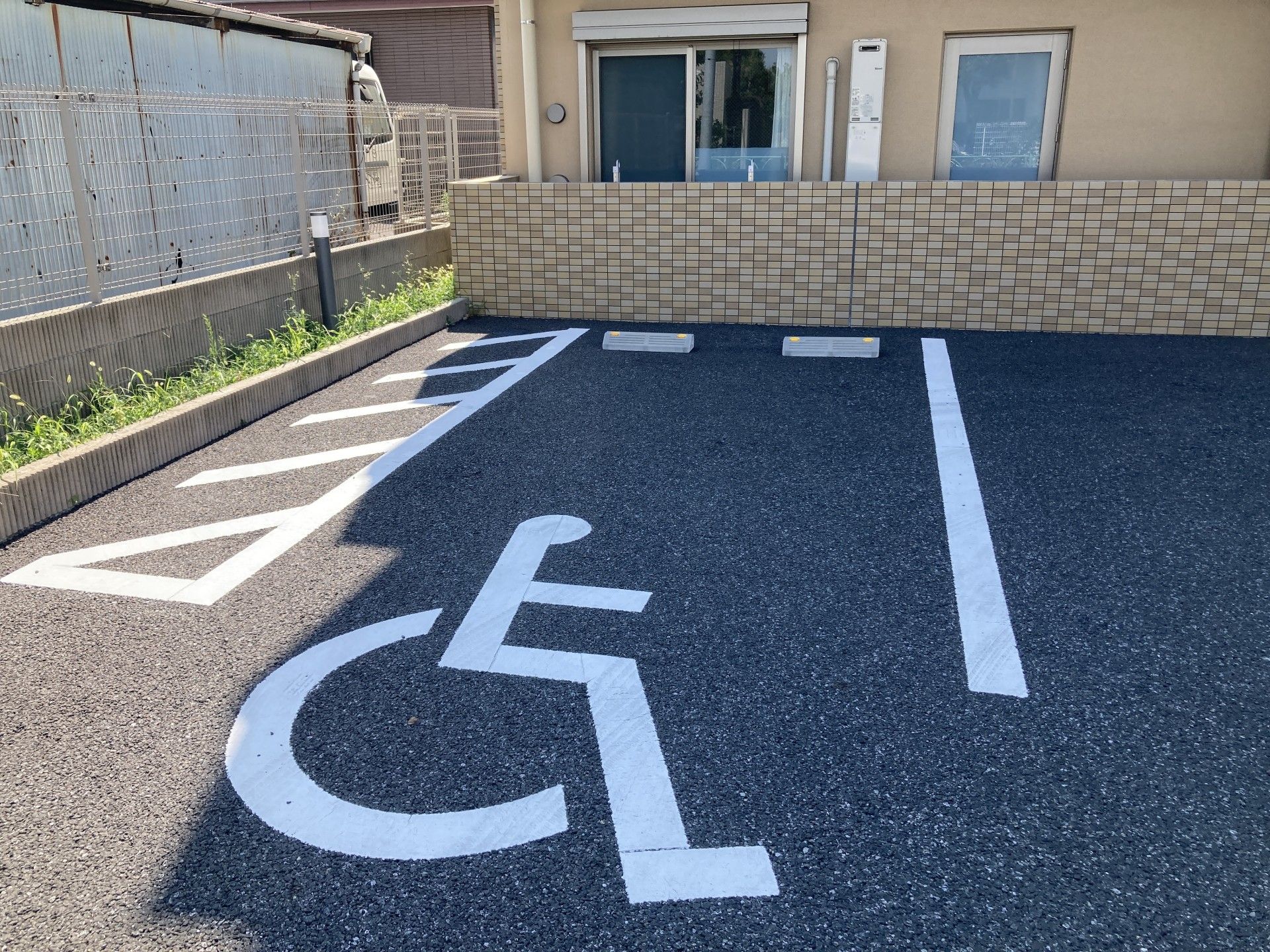 車椅子専用駐車スペース