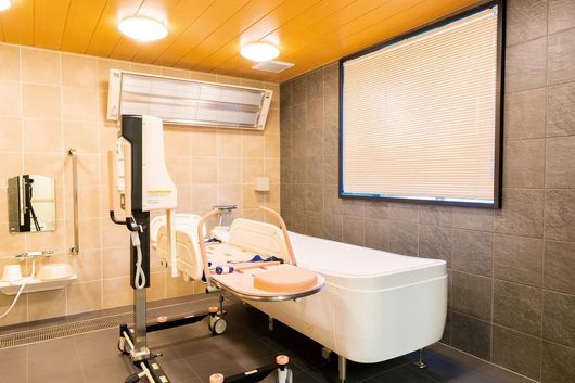 ストレッチャー浴