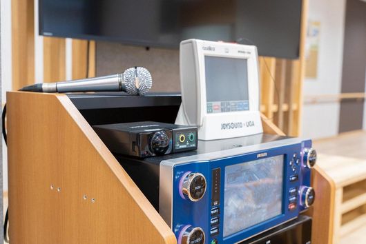 カラオケ機器