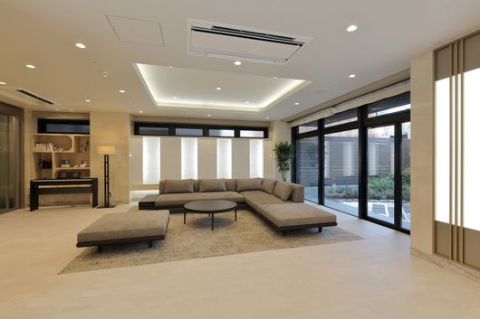 エントランスホール