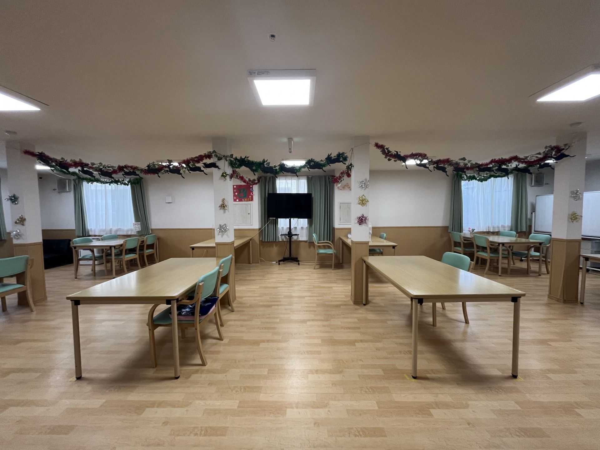 飾り付けのある広間