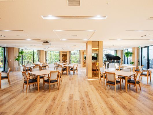 グランドダイニング