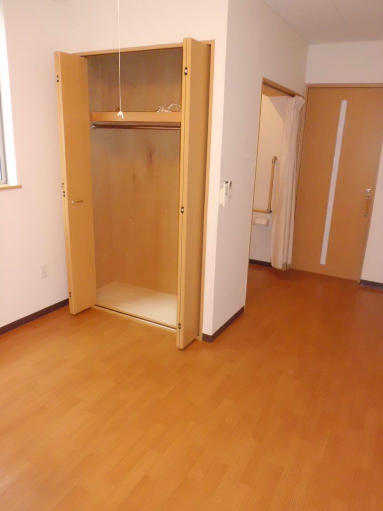 整った空間の居室