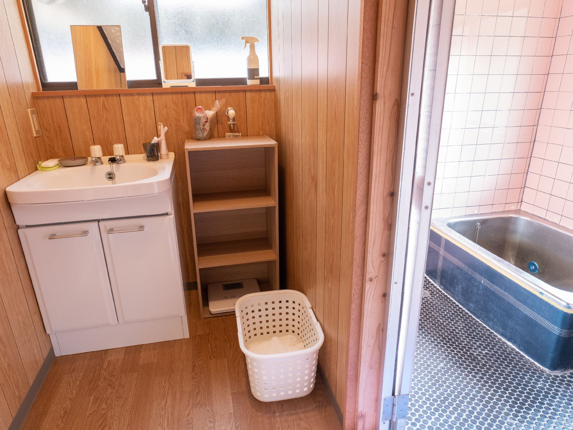 浴室の前に設置されている脱衣所