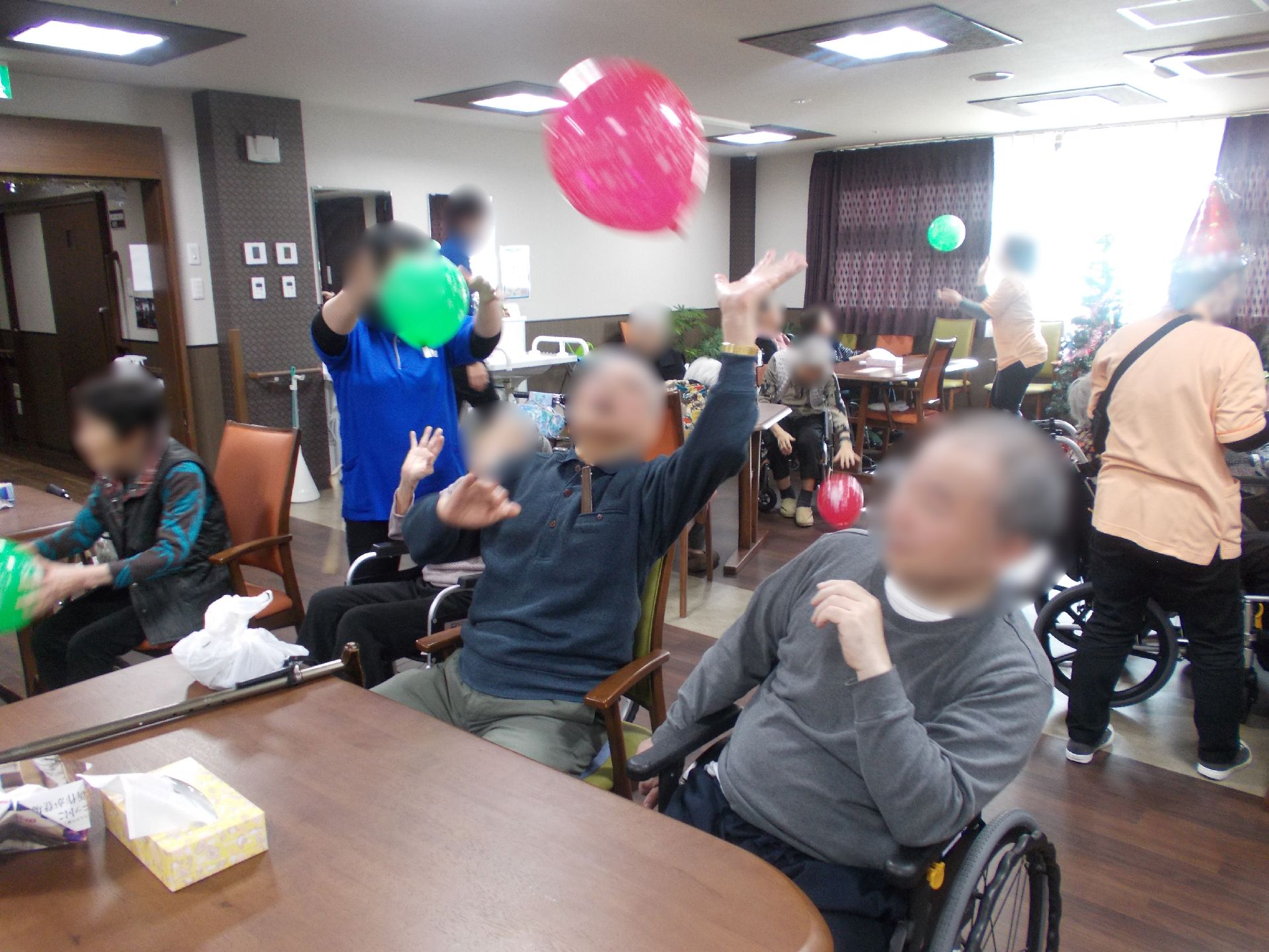 入居者の笑顔活動ダイニング